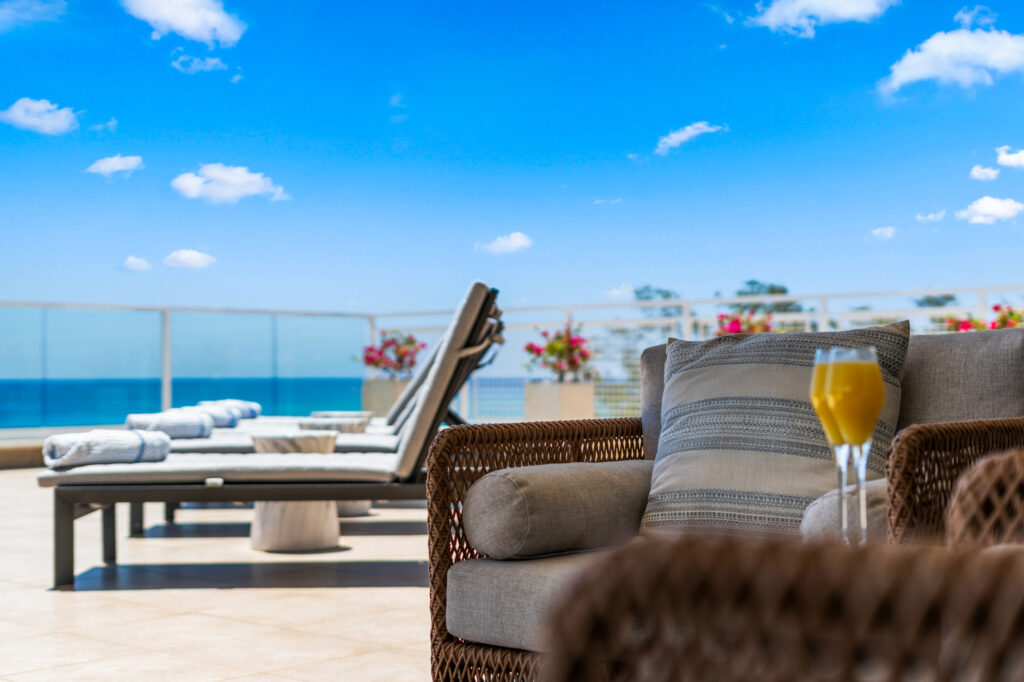 The Penthouse terrace with ocean view, Sea Breeze