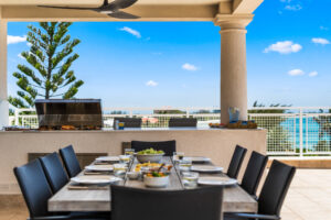 Al frssco rooftop dining in The Penthouse