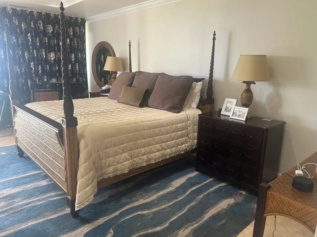 Sea Breeze Condo 5 king primary bedroom